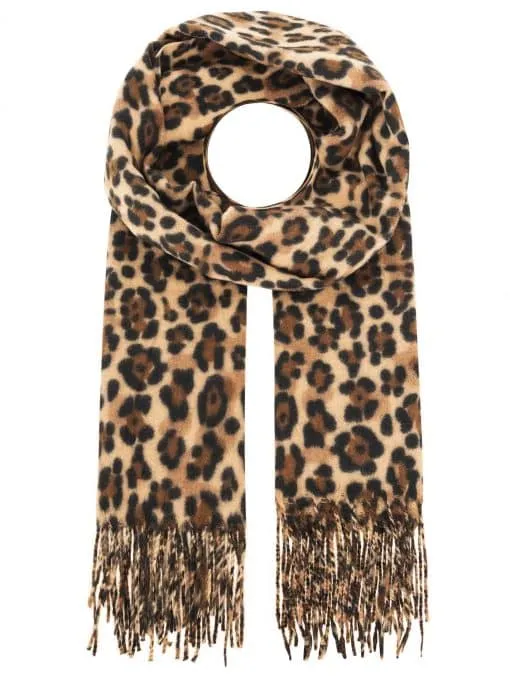 Bring deine Looks auf das nächste Level - mit diesem modernen Leo-Schal samt stylischen Fransen. Zeig deinen Trend-Instinkt!.