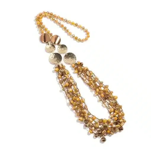 Erlebe den Glamour: Die Ophelia Kette verleiht dir mit goldenen Scheiben und funkelnden Perlen einen modernen, luxuriösen Look.