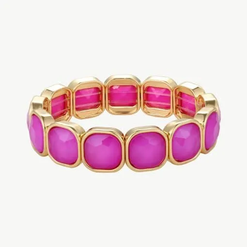 Erlebe pure Eleganz: Ein goldenes Armband mit quadratischen, pinken Edelsteinen wird zum modernen Highlight an deinem Handgelenk.