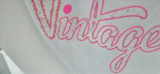 Hol dir den Trend! Dein weißes Shirt setzt mit 