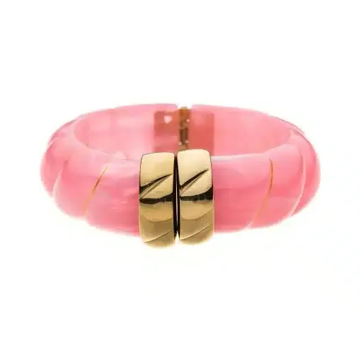 Trage dieses Statement-Armband: Chunky Pink mit glänzenden Gold-Details und Verschluss - dein Must-have für angesagte Styles!.