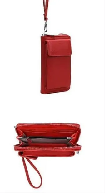 Entdecke dein stilvolles, rotes Wristlet mit praktischem Snap-Fach - geöffnet zeigt es dir trendige Innenfächer für deine Essentials.