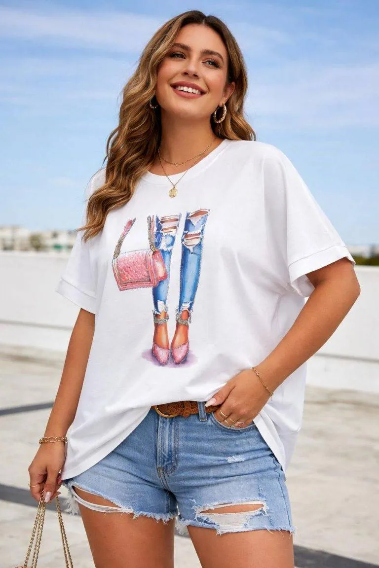 Modisches Denim & Dreams Shirt: Modell mit Jeans-Motiv, Tasche und Absatzschuhen. Trendige Fashion für Damen.